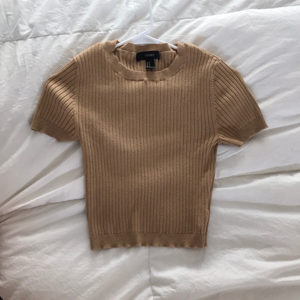 TAN RIBBED CROP TOP (MUST SELL BY TODAY)